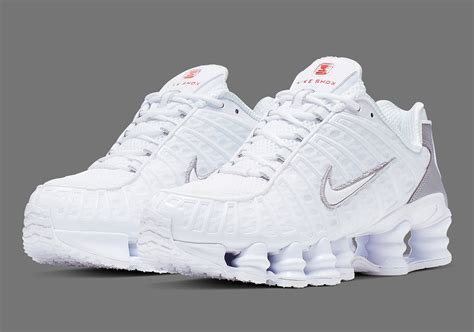 Weiß Nike Shox Schuhe